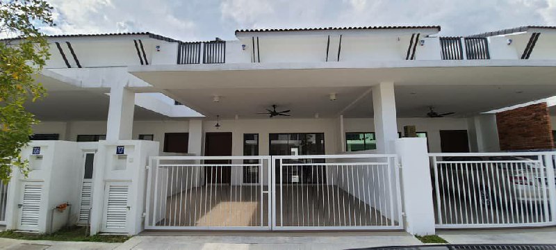 2 Storey Terrace Hijayu 2 Bdr Seri Sendayan - photo 2