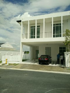 Corner Lot 2 storey Mellowood 7D Eco Majestic