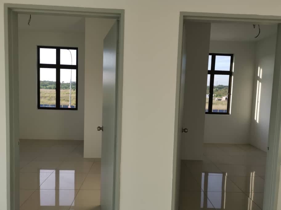 DOUBLE STOREY CORNER LOT UNIT TAMAN SAUJANA KLIA - photo 6