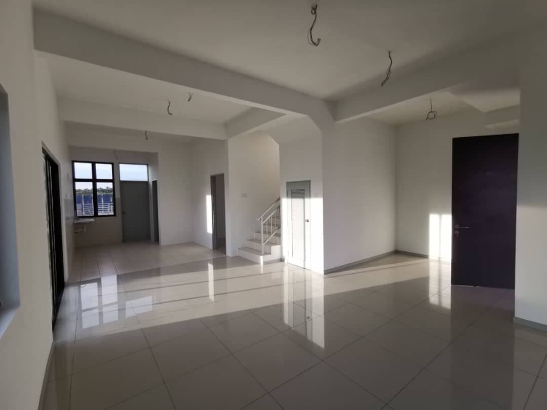 DOUBLE STOREY CORNER LOT UNIT TAMAN SAUJANA KLIA - photo 8