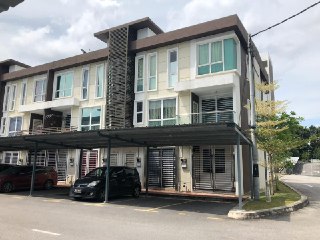 TAMAN SABHA IMPIAN TOWNHOUSE KAJANG