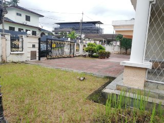 SPACIOUS 2 STOREY BUNGALOW  JALAN MAKTAB K LUMPUR - photo 2