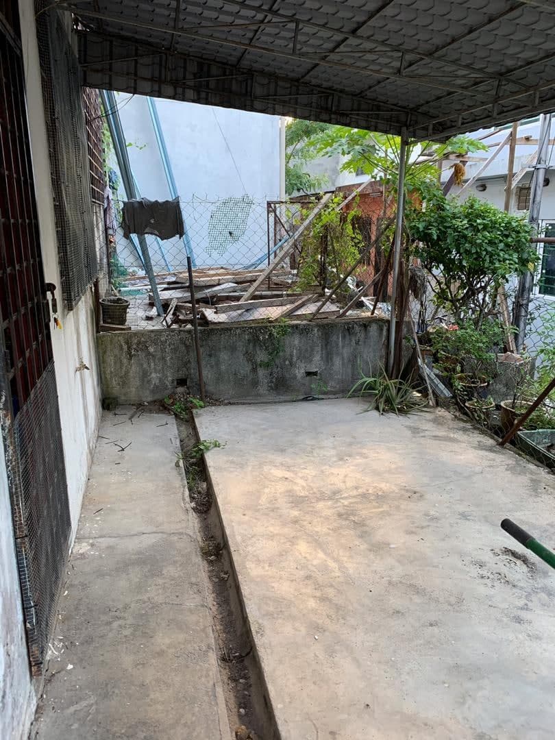 2storey house Taman Universiti Indah Seri Kembanga - photo 11
