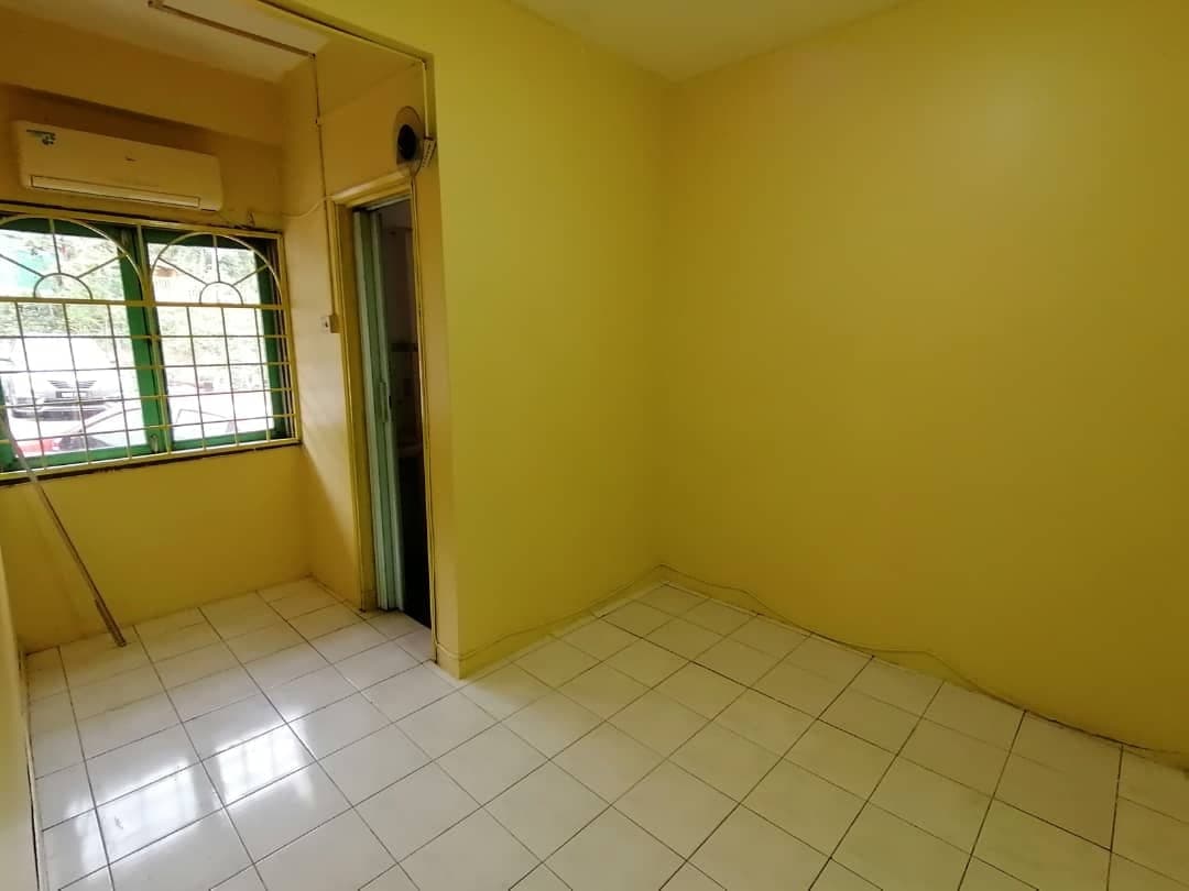 GROUND FLOOR Sri Cempaka Apartment Puchong Jaya - photo 4