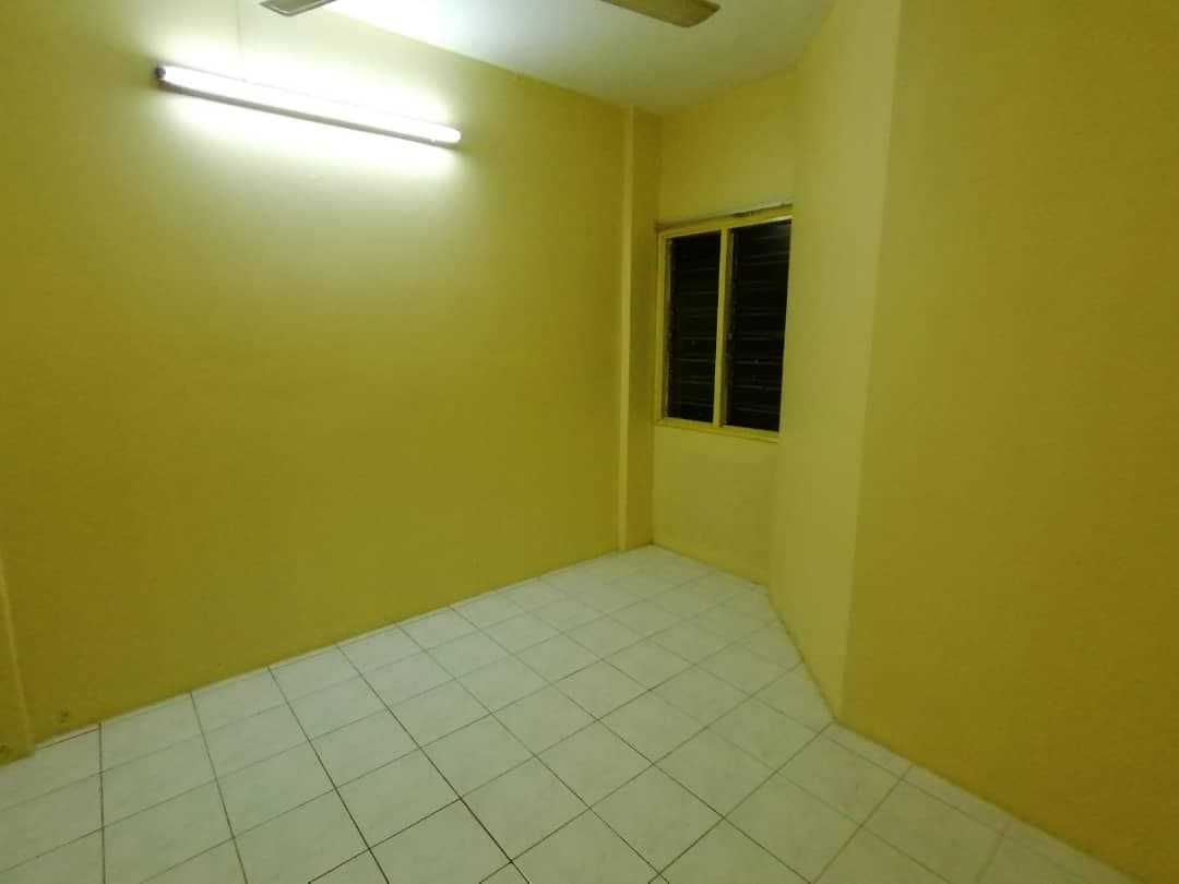 GROUND FLOOR Sri Cempaka Apartment Puchong Jaya - photo 6