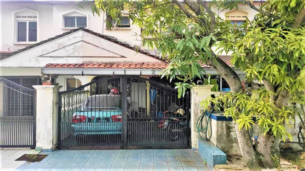 Fully Renovated Teres 2 Tingkat Taman Kinrara