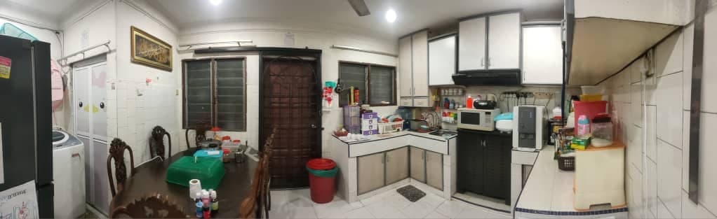Fully Renovated Teres 2 Tingkat Taman Kinrara - photo 3