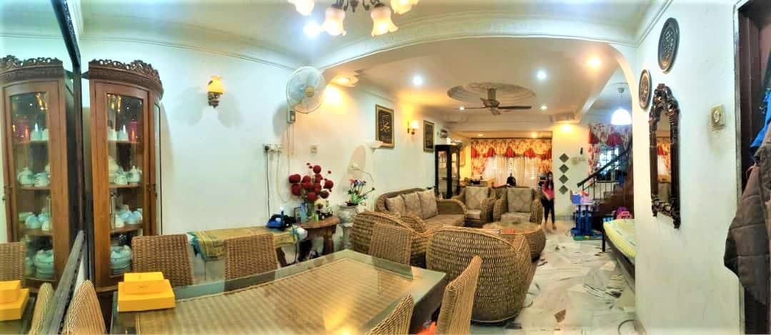 Fully Renovated Teres 2 Tingkat Taman Kinrara - photo 5