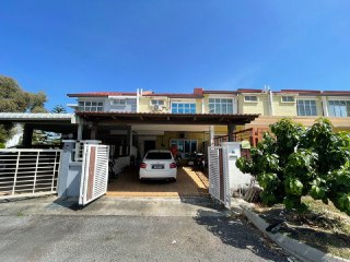 2 Storey Terrace Oakberry Gate ,Taman Pelangi Seme