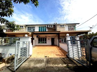 2 Storey Terrace Oakberry Gate Taman Pelangi