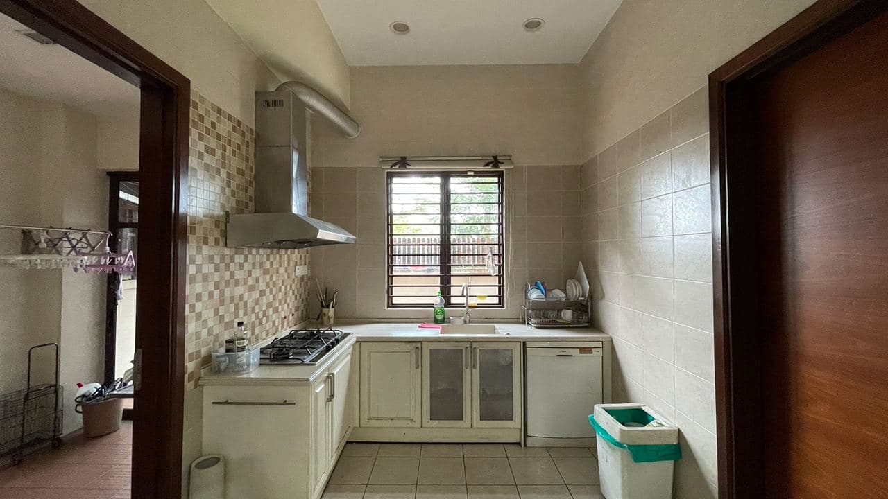 Semi D House D Puncak Bukit Jelutong Shah Alam - photo 5