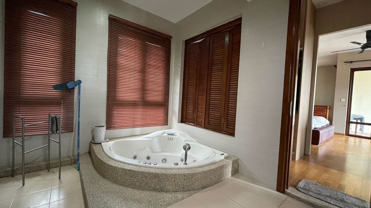Semi D House D Puncak Bukit Jelutong Shah Alam - photo 7