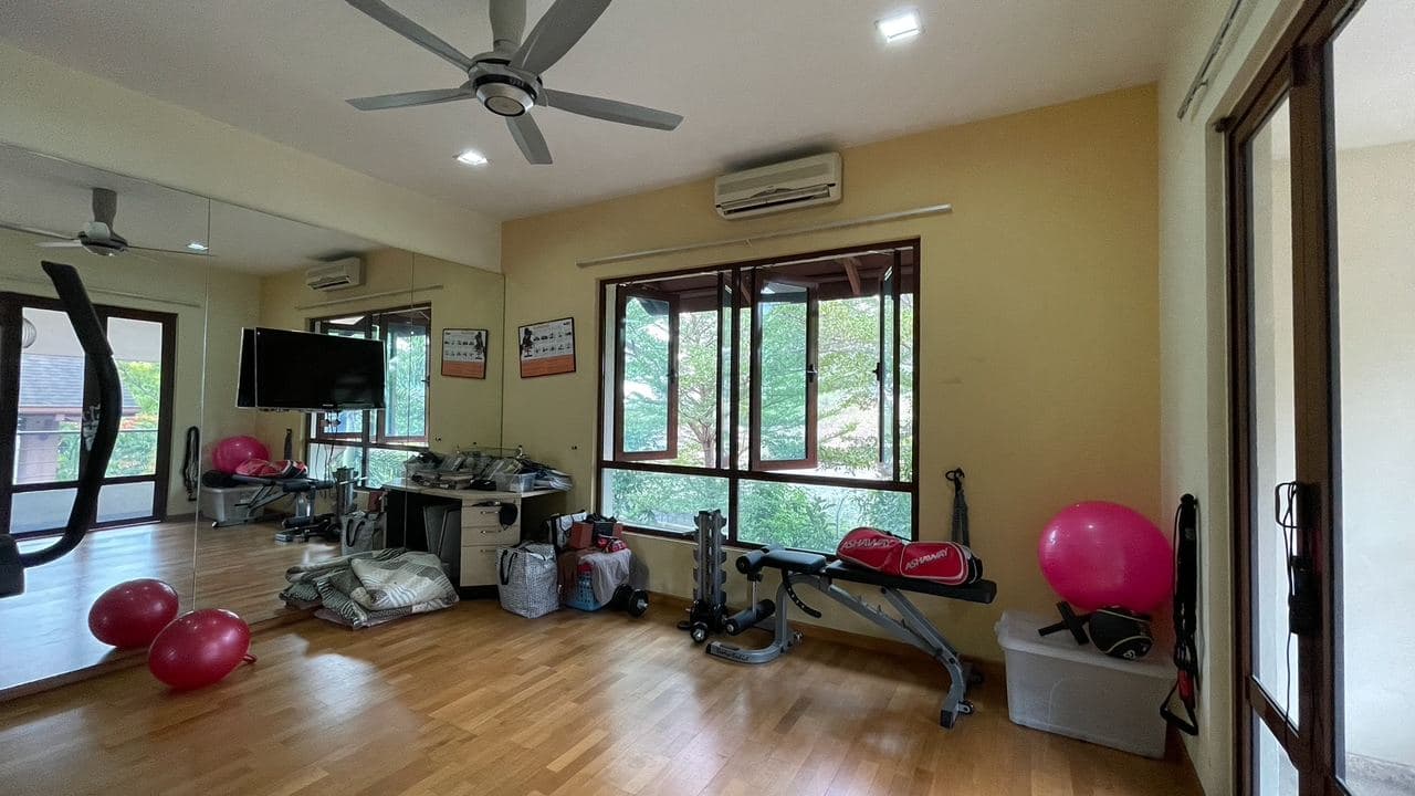 Semi D House D Puncak Bukit Jelutong Shah Alam - photo 8