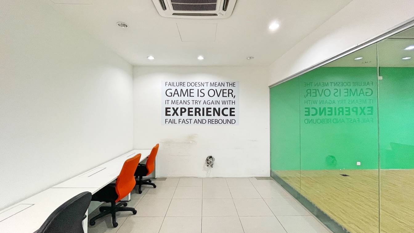 Office Block Laman Seri Business Park Seksyen 13 S - photo 2