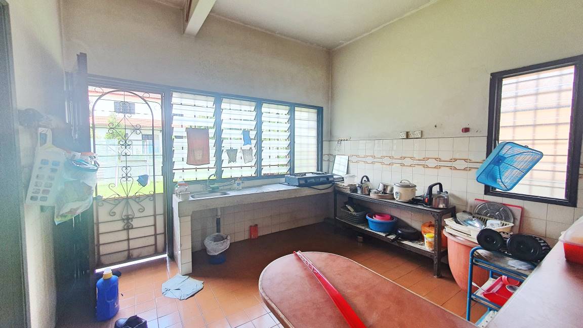 Double Storey Bungalow SS1 Petaling Jaya - photo 6