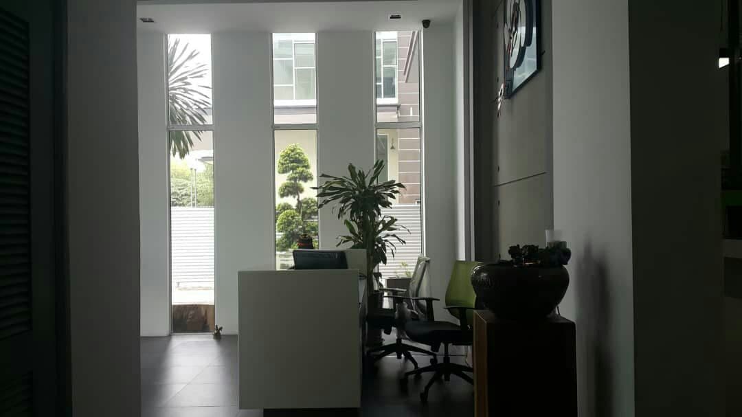 3 Storey Semi D Factory in USJ 19 Subang Jaya - photo 2