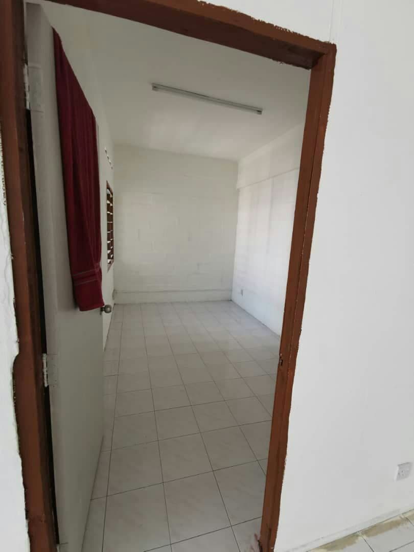 GoodYear Court 8 at Subang Jaya - photo 3