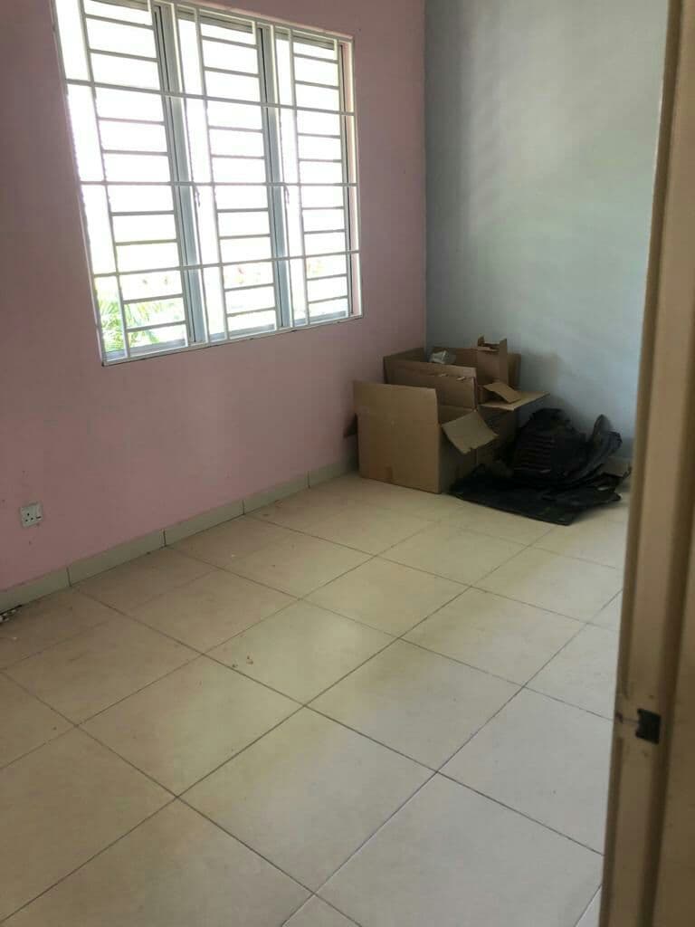 Single Storey SEMI D Desa Saujana Langat Batu 14 - photo 5