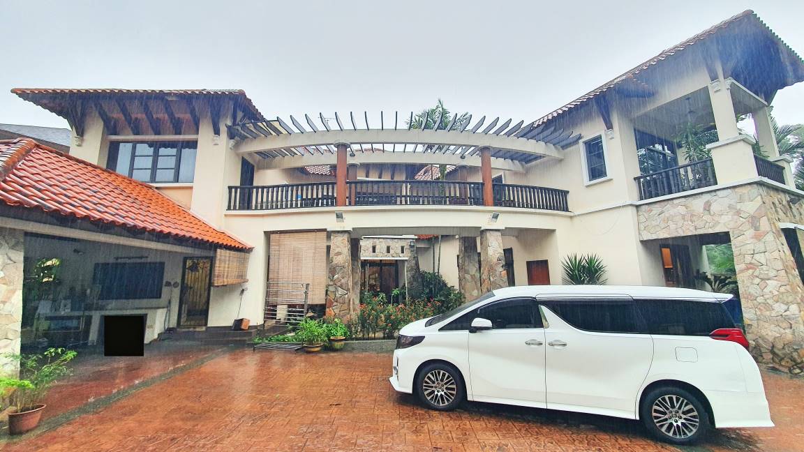 2 Storey Bungalow Jalan Menara Bukit Jelutong - photo 1