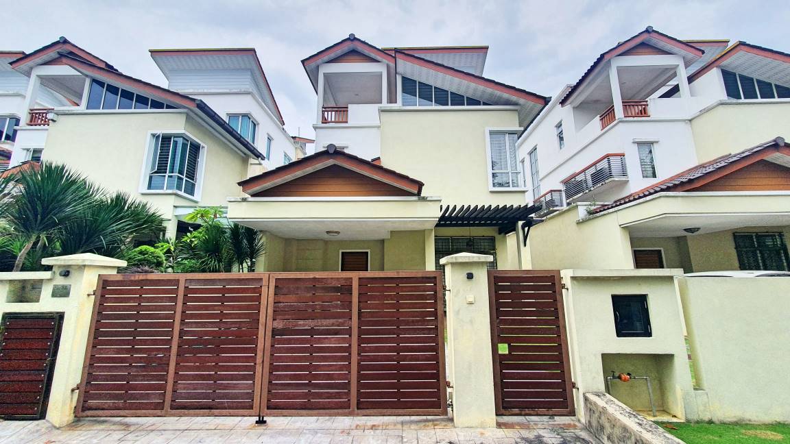 3 Storey Zero Lot Bungalow Seksyen 4 Shah Alam
