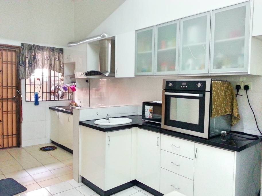 2 Storey Corner Lot Taman Subang Sejahtera U9 - photo 4