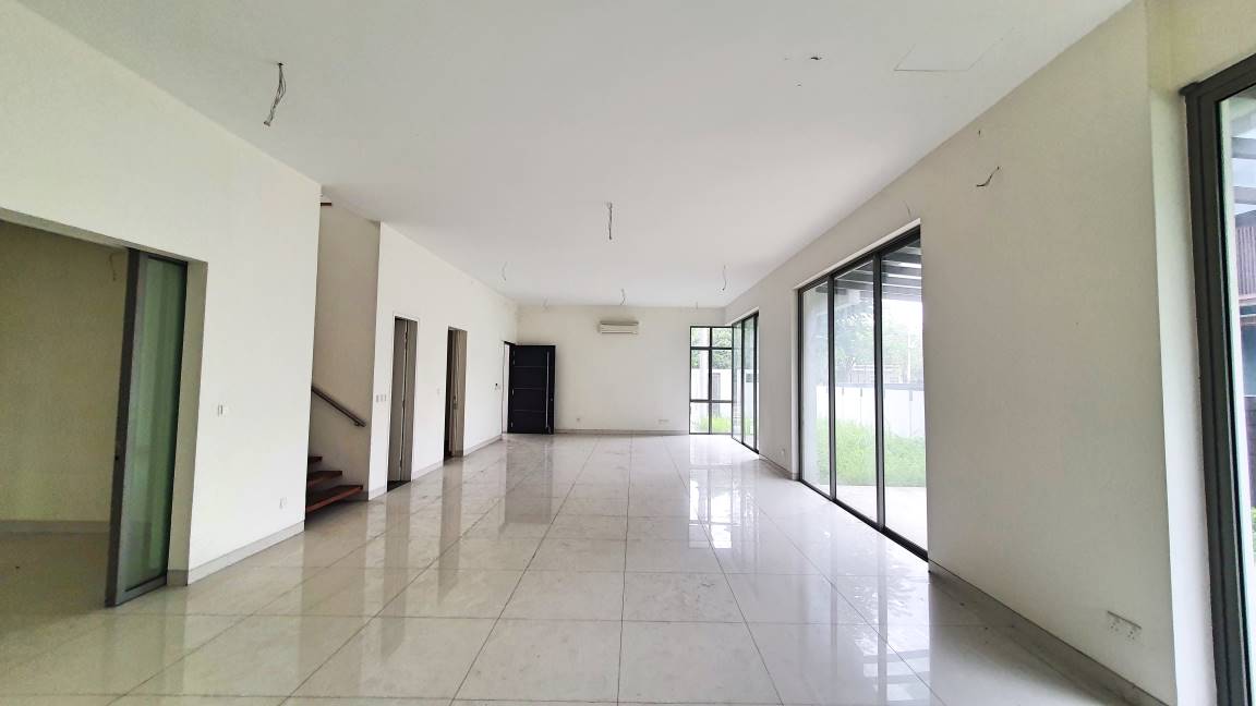 Semi Detached House Temasya Anggun Glenmarie - photo 3