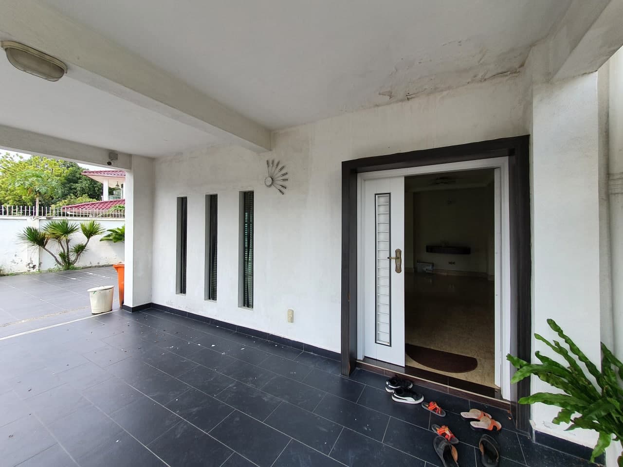 Double Storey Corner Lot Renovated Unit Petaling J - photo 2