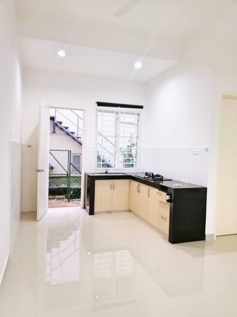 Double Storey Terrace House intermediate lot Ampan - photo 3