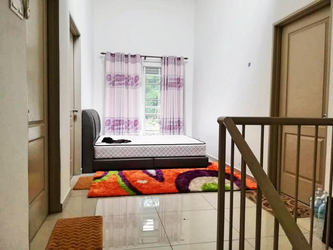 Double Storey Terrace Corner Lot Bukit Beruntung - photo 3