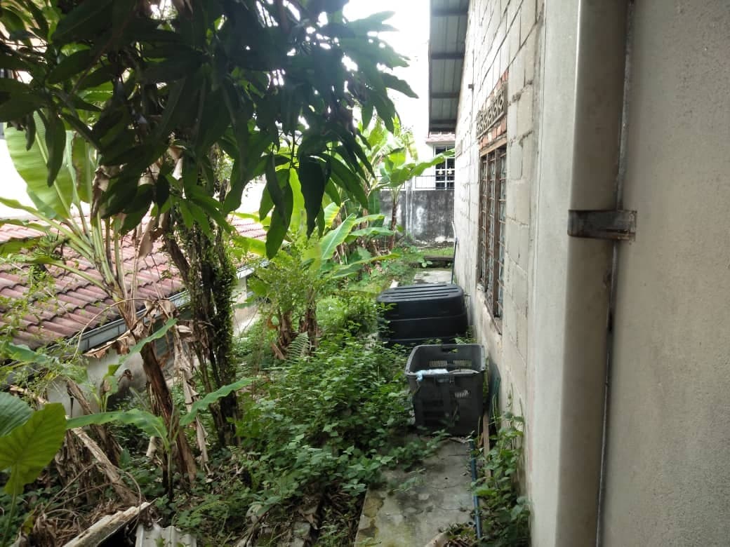 Single Storey Bungalow house Kampung Melayu Tambah - photo 2