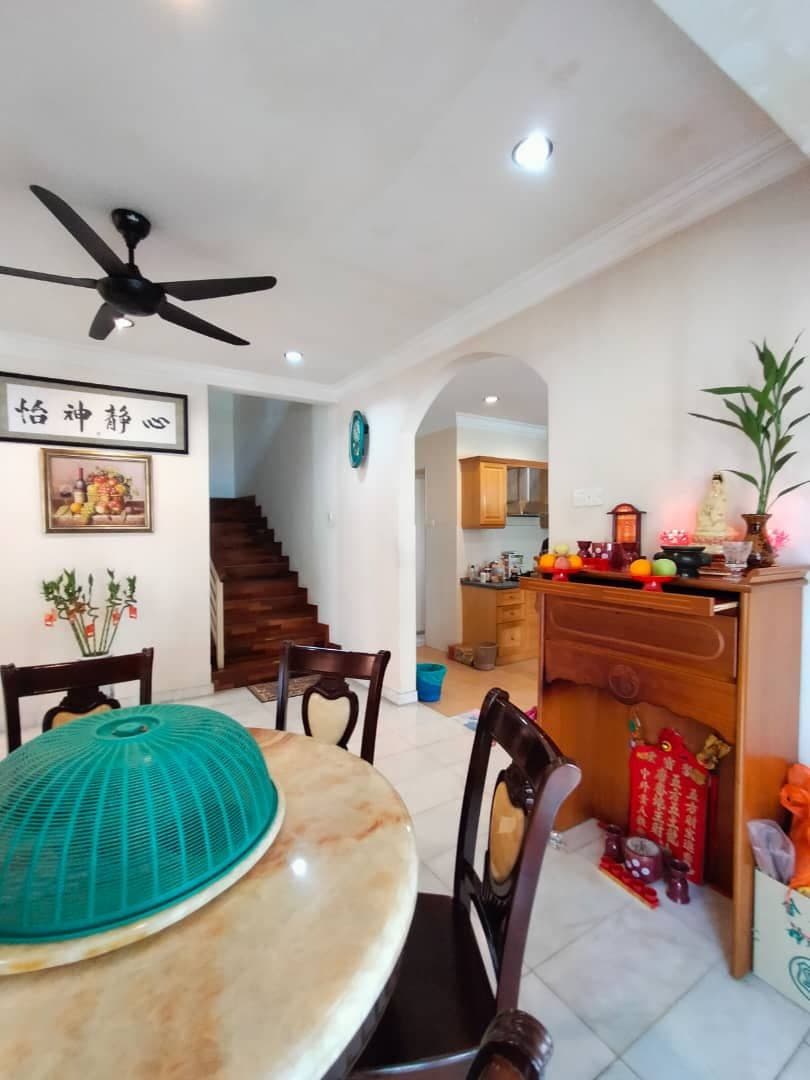 Double Storey Semi D House in Subang Bestari - photo 5