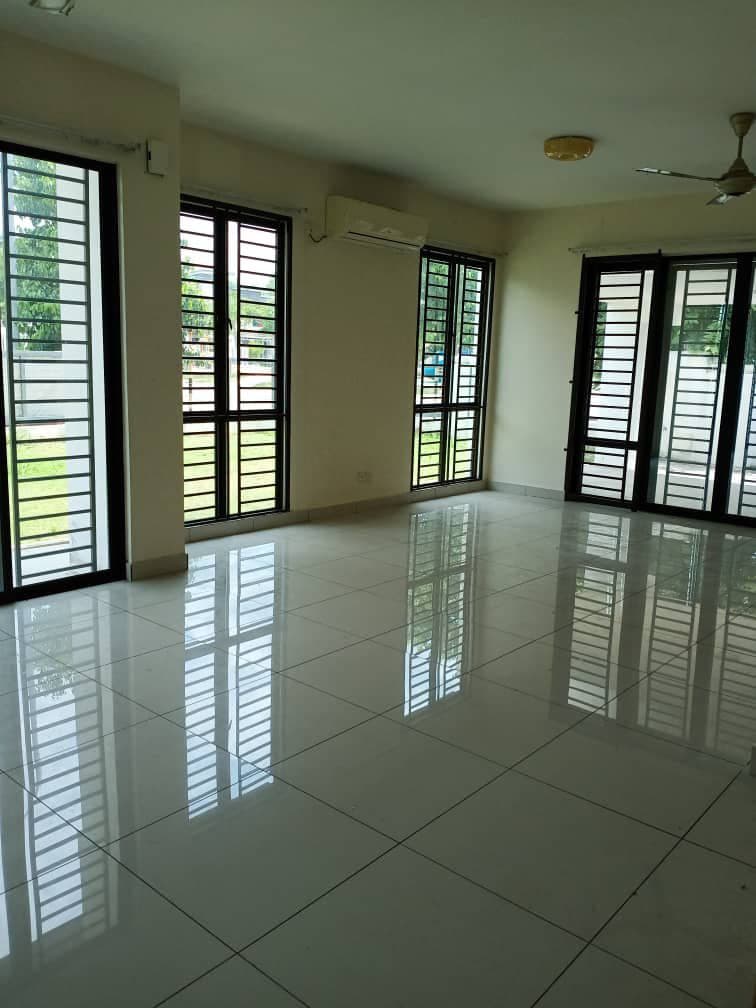 2 Storey Corner Lot Zircona Alam Impian Seksyen 35 - photo 4