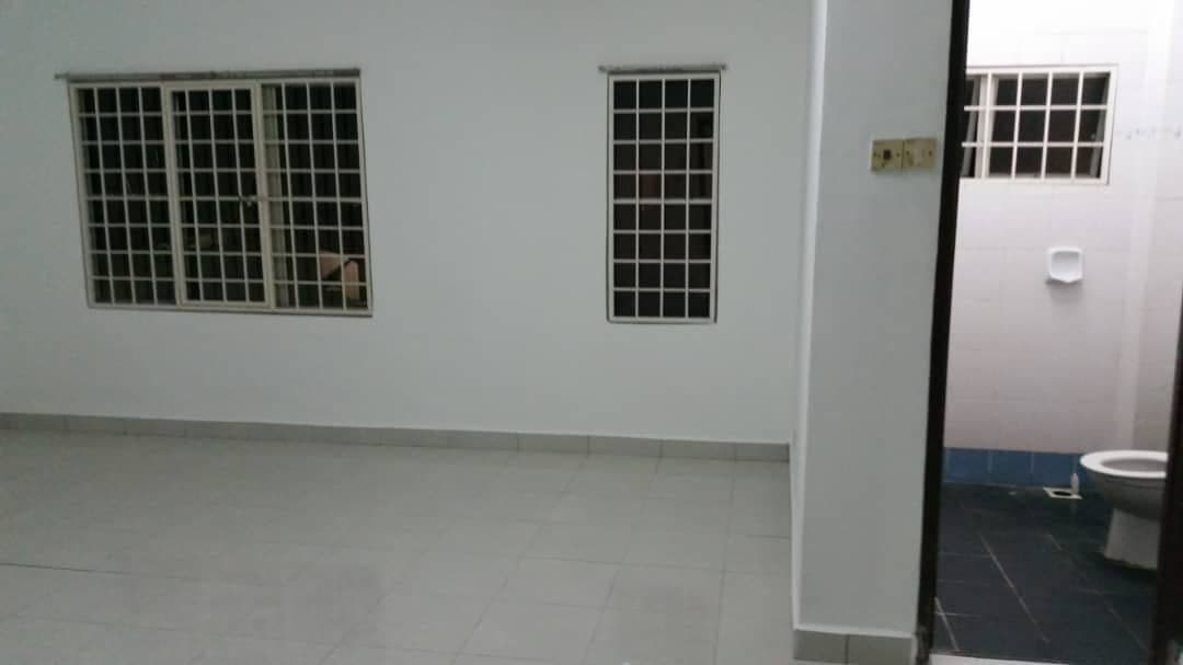 Double Storey Terrace Mutiara Subang Seksyen U5 - photo 2