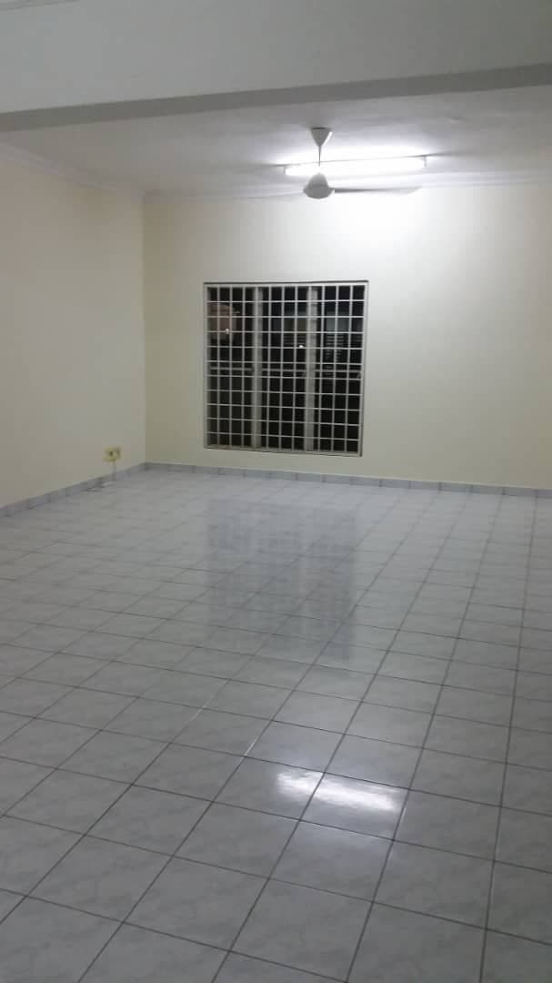 Double Storey Terrace Mutiara Subang Seksyen U5 - photo 5