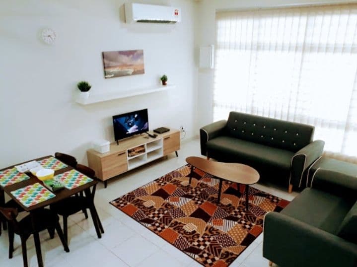 FULLY FURNISHED 2 STOREY HOUSE HILLPARK PUNCAK ALA - photo 3
