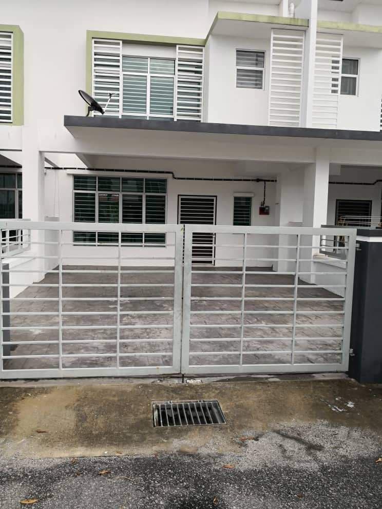 Double Storey Hillpark Puncak Alam Pines