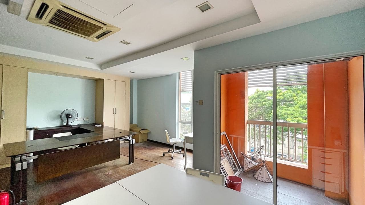 3 Storey Office Taman Desa Melawati - photo 5