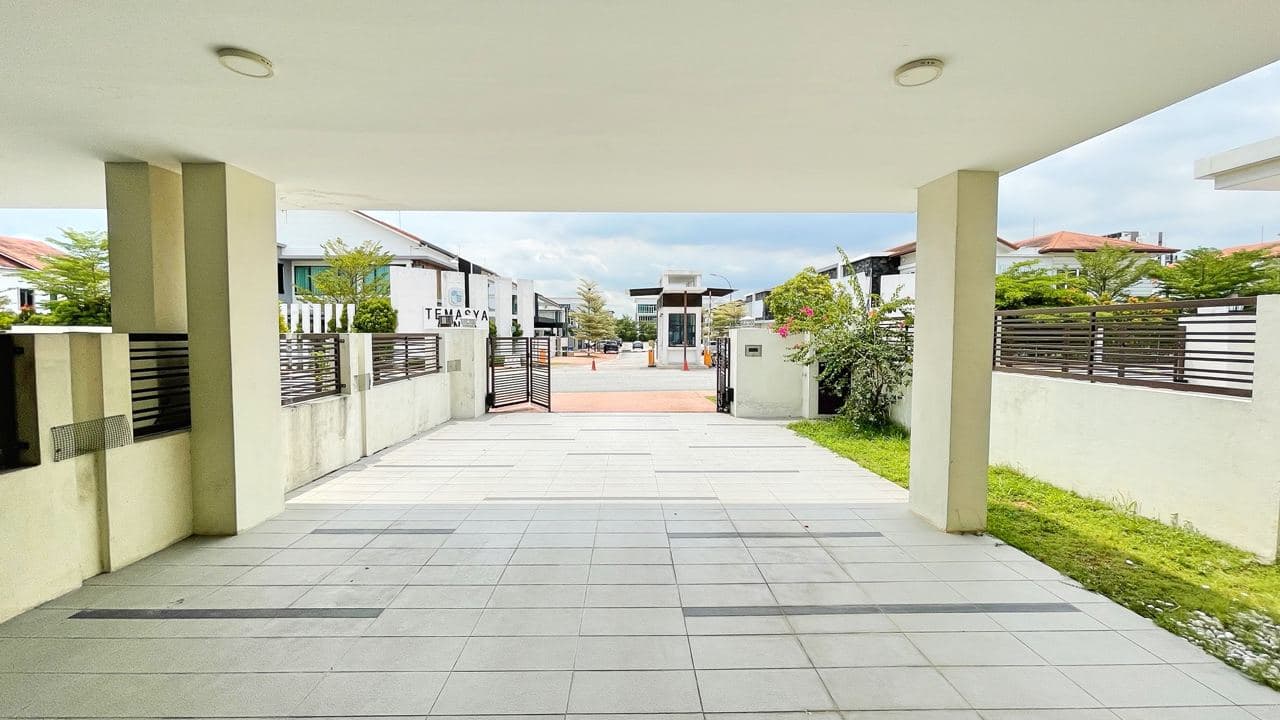 2 Storey Superlinked House Temasya Sinar Glenmarie - photo 2