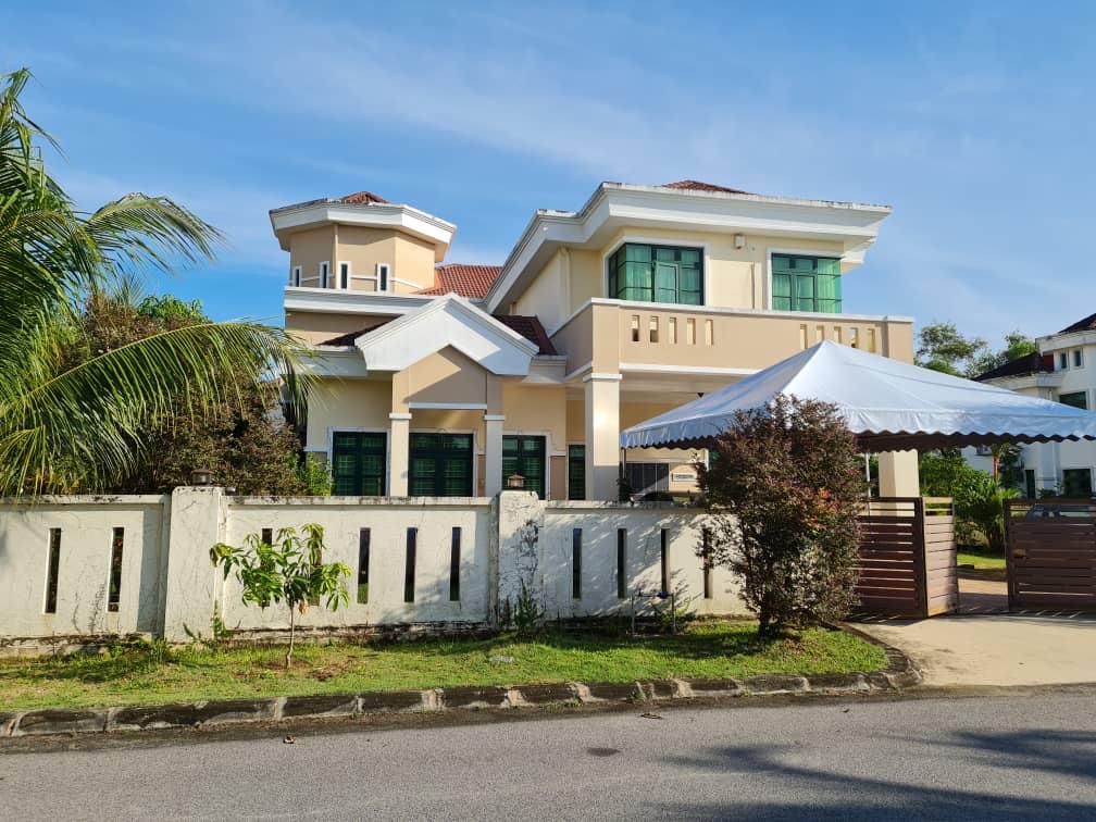 Banglo 2 Tingkat Warisan Setia Kota Warisan Sepang