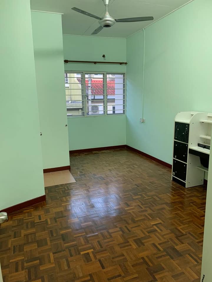 Double Storey Seri Utama Damansara Kota Damansara - photo 12