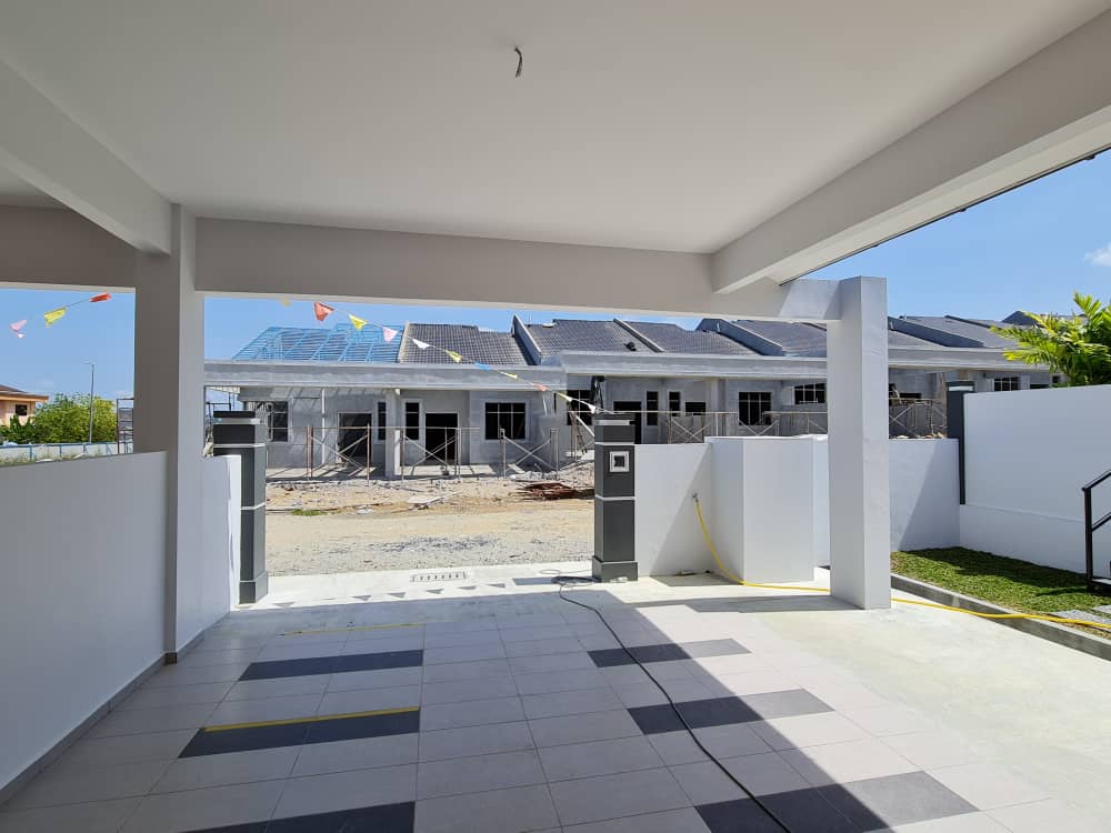 FREEHOLD NEW HOUSING Single Storey Terrace 20x65 - photo 6