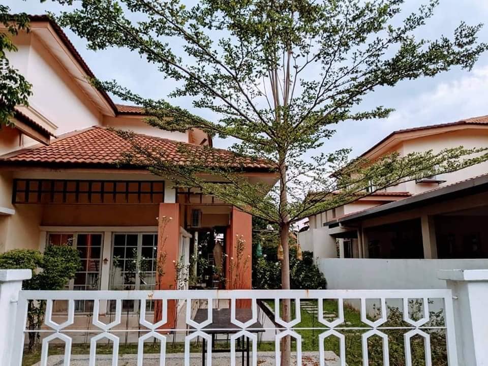 Bungalow Double Storey Bandar Bukit Mahkota Bangi - photo 10