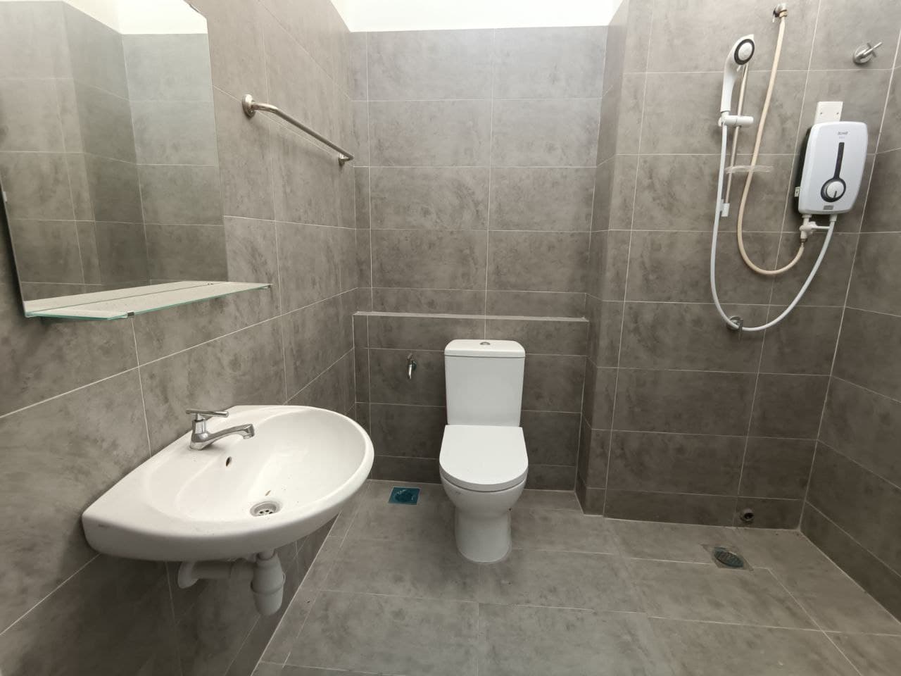 2 Storey Intermediate Casa Green Cyber South - photo 5