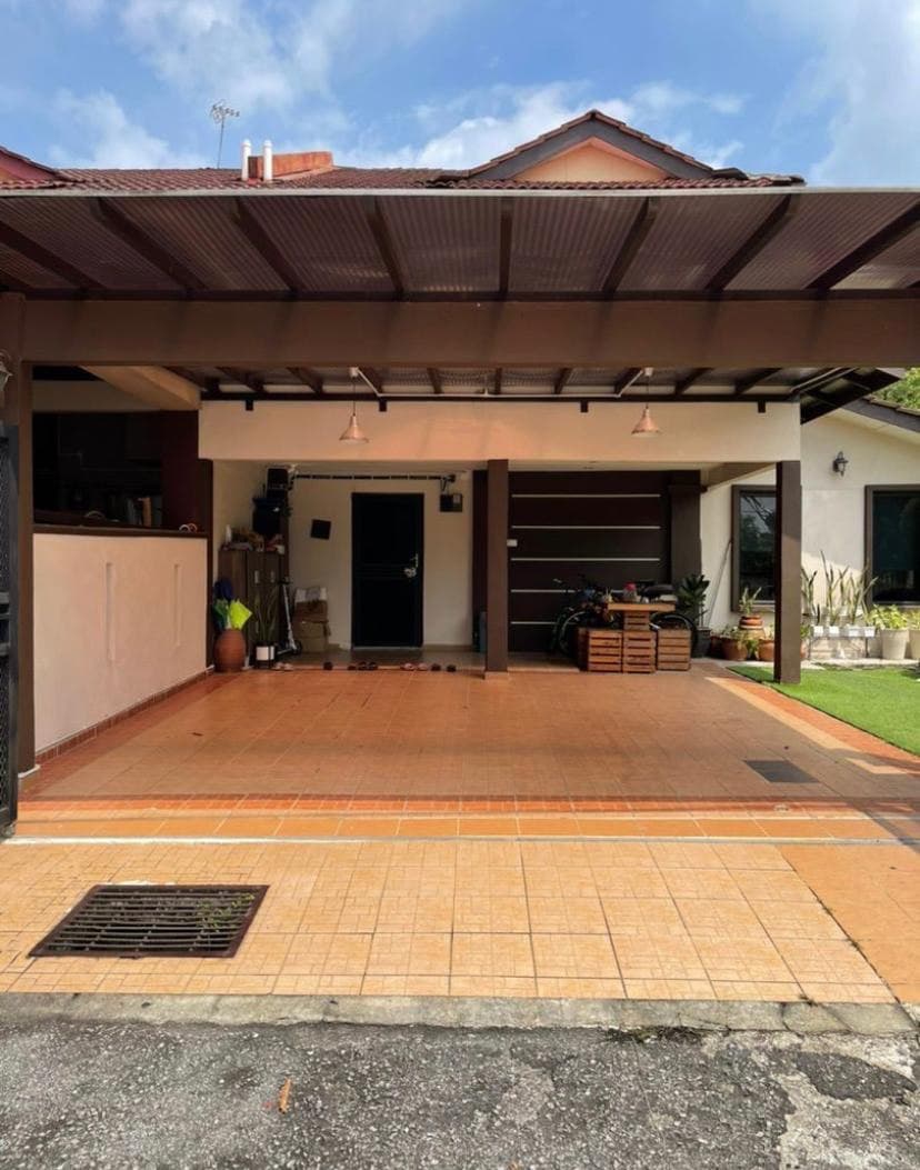 DOUBLE STOREY HOUSE,SAUJANA UTAMA 2,SG BULOH