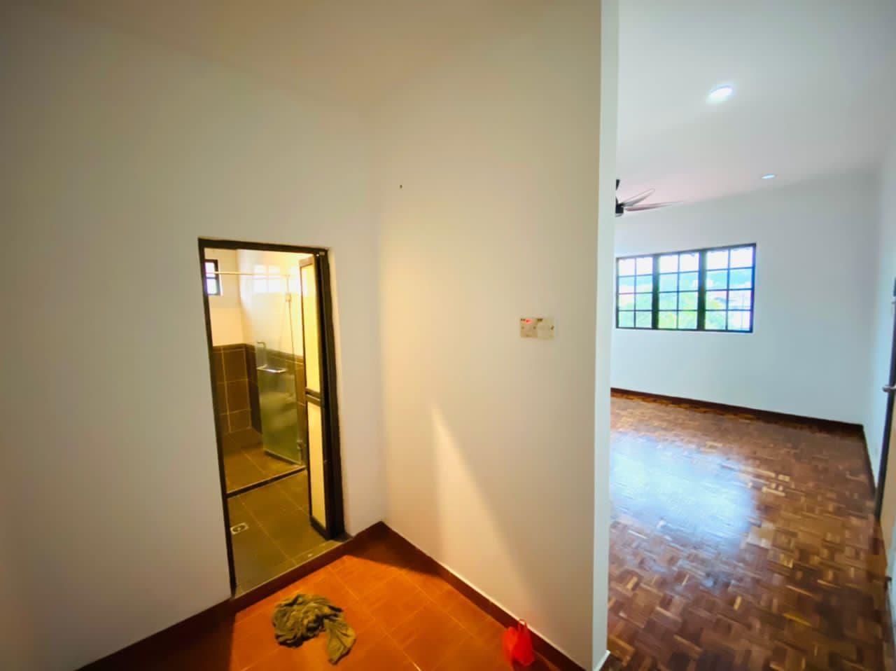 DOUBLE STOREY TERRACE, SUASANA BTHO - photo 5