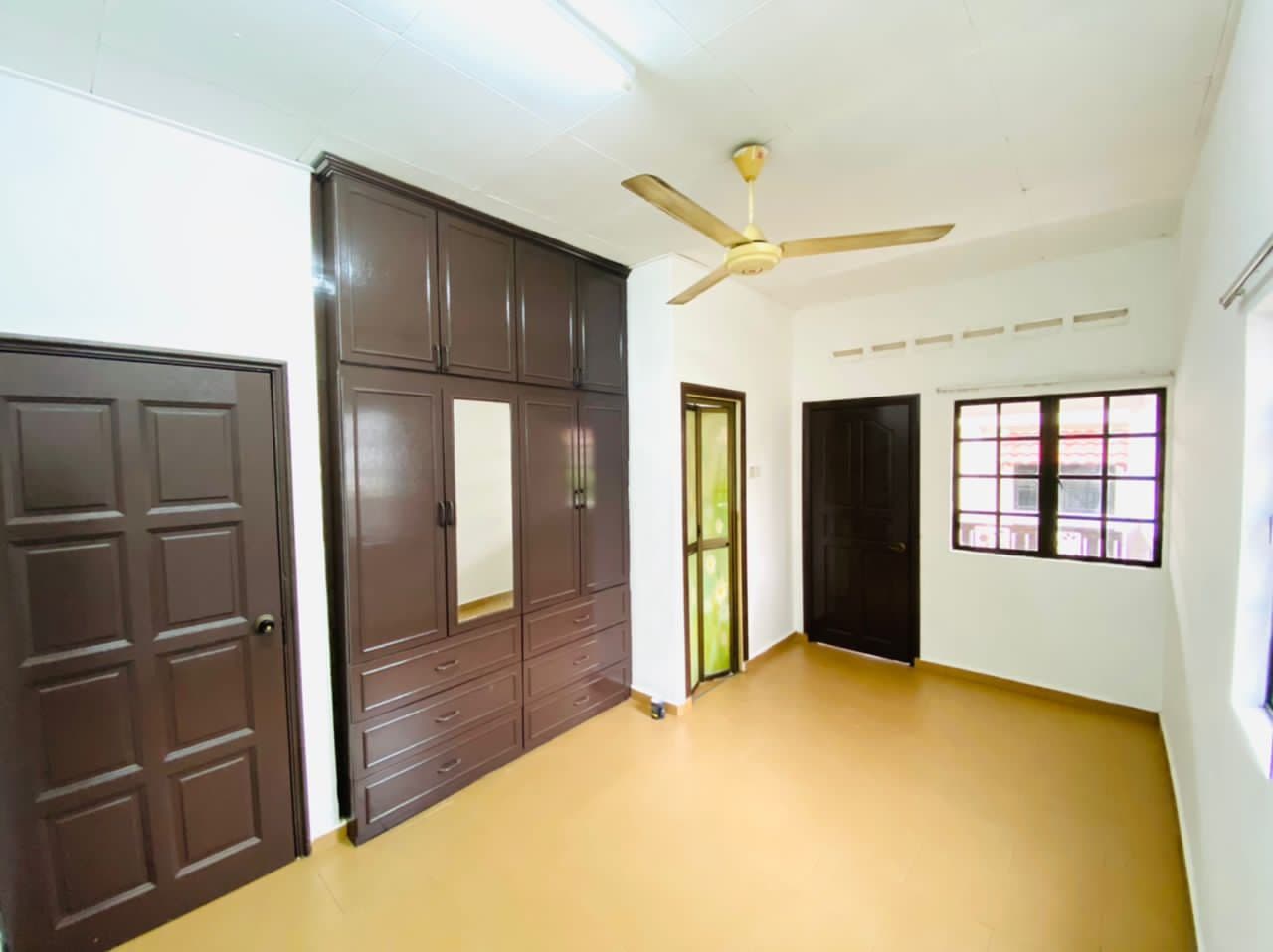 DOUBLE STOREY TERRACE, SUASANA BTHO - photo 8