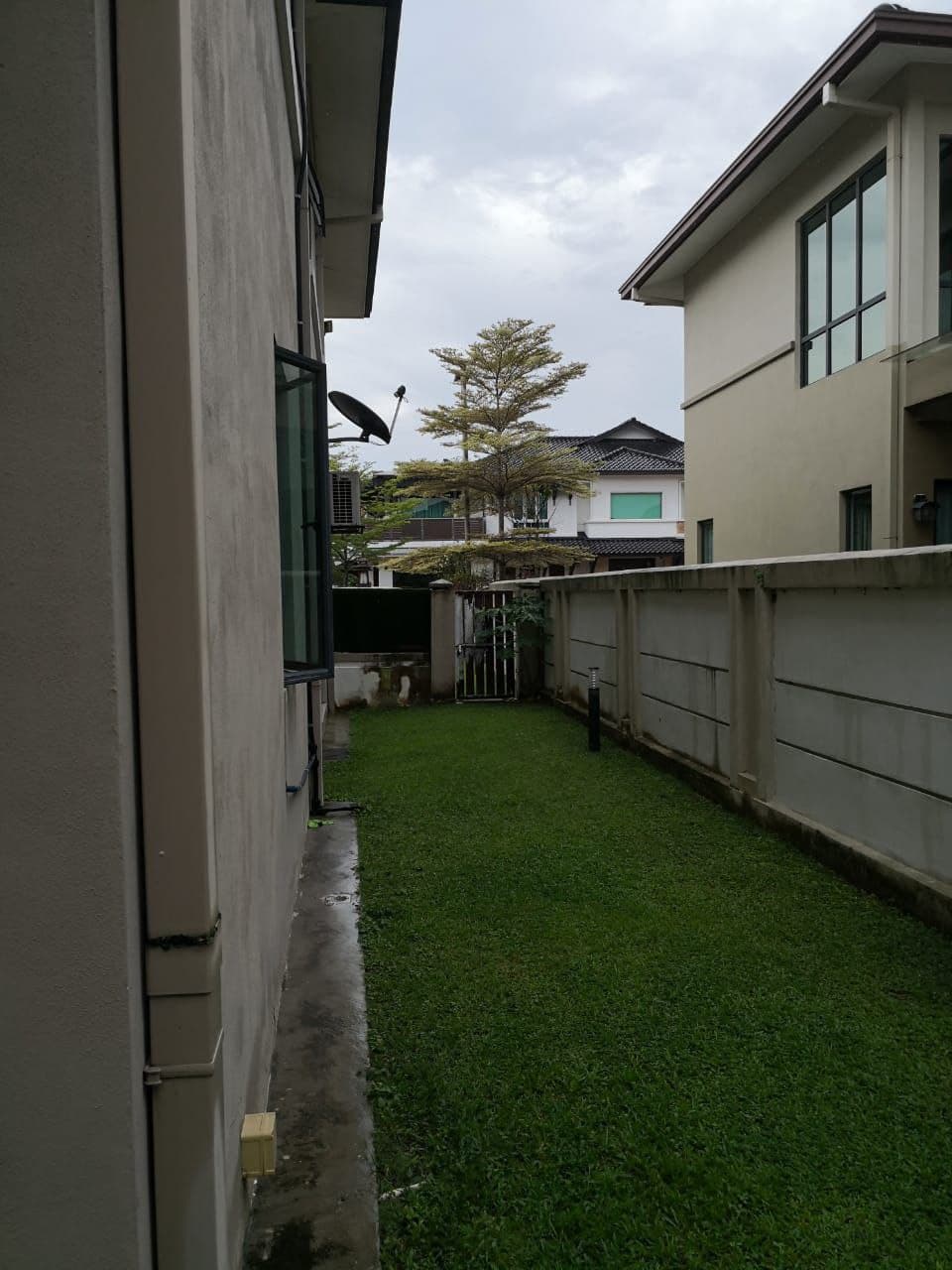 BUNGALOW BUKIT KEMUNING, SHAH ALAM - photo 4