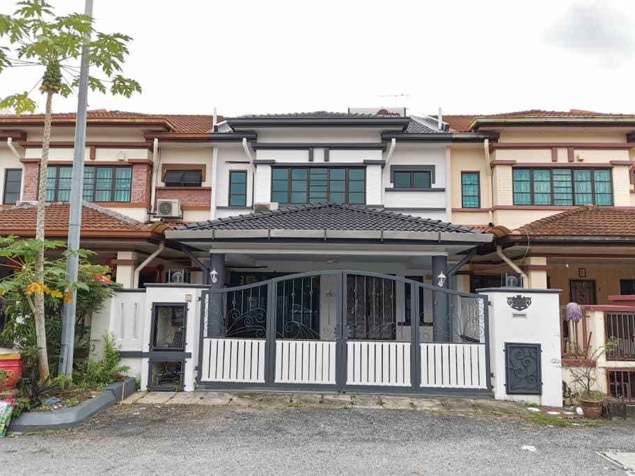 Lorong Batu Nilam 23A Bandar Bukit Tinggi Klang - photo 1