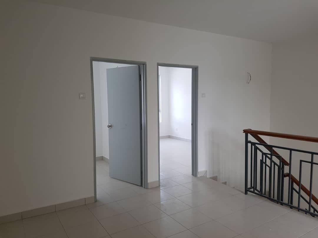 Double Storey Seksyen 6 Bandar Rinching Semenyih - photo 7