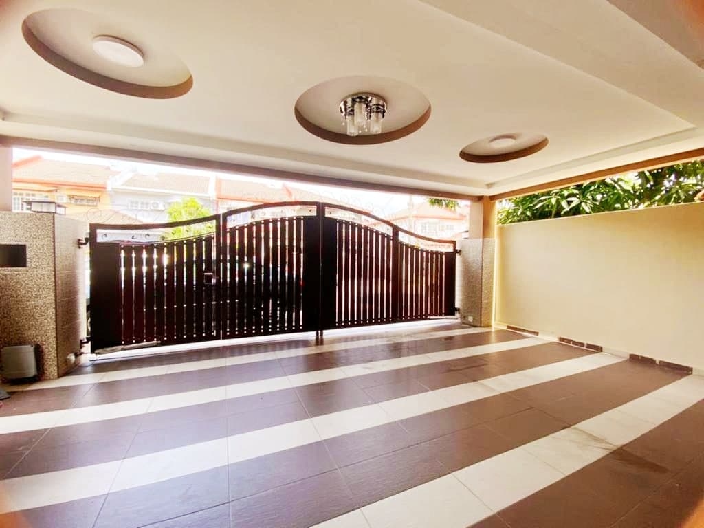 EndLot Double Storey Seksyen U2 Taman TTDI Jaya - photo 4